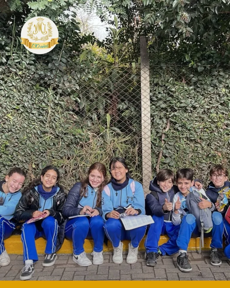 Instagram post from cicbue. This post is in position 11.